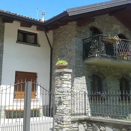 Casa Vacanza Dal Contadino Cir O17063 Corteno Golgi Exterior photo